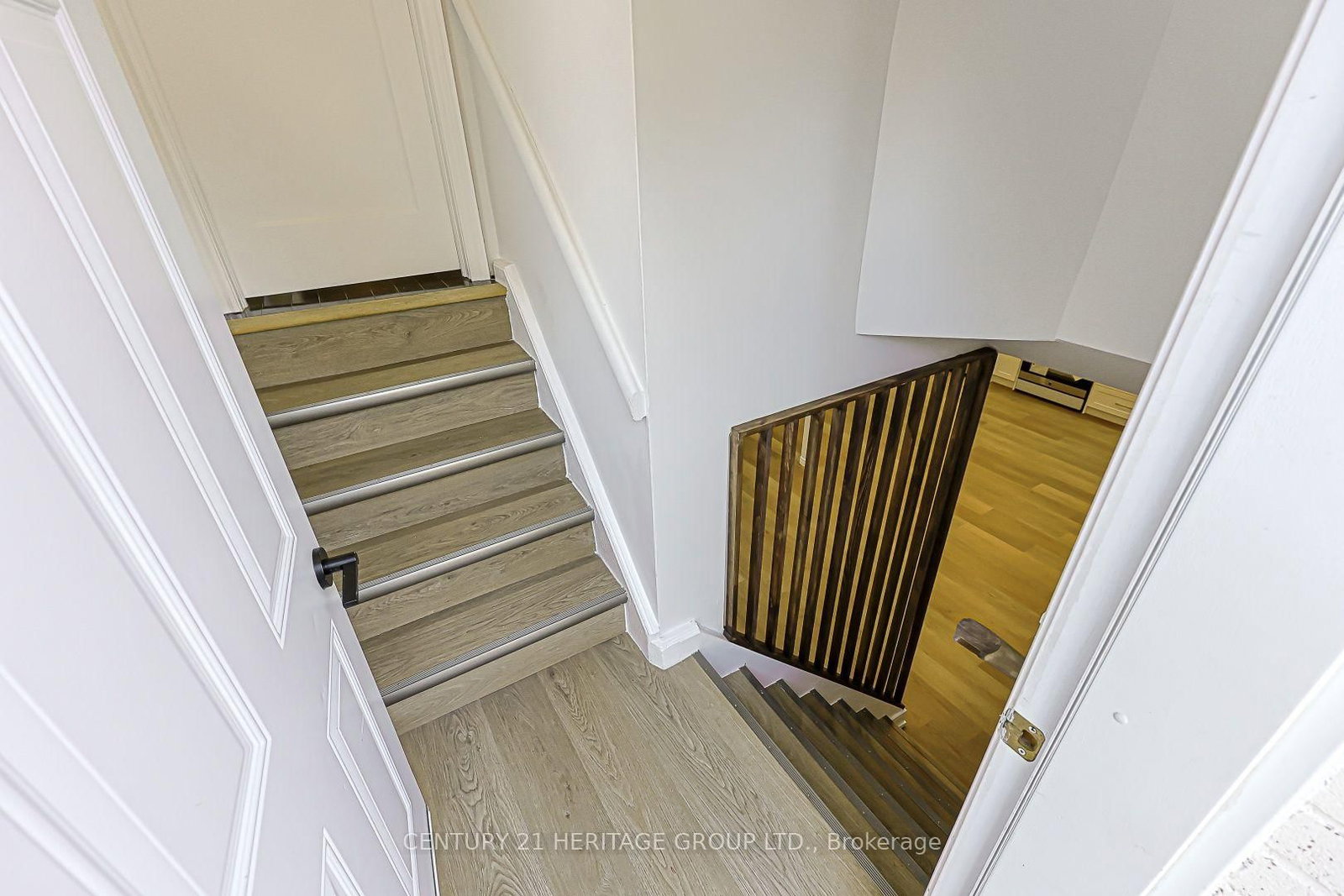 314 Wenlock Avenue • Richmond Hill, ON photo 16