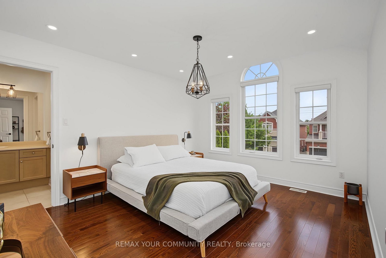8 Yemina Gate • Vaughan, ON photo 30