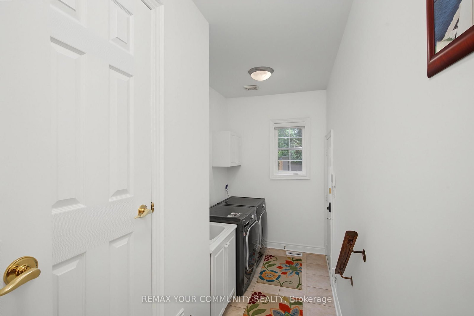 8 Yemina Gate • Vaughan, ON photo 36