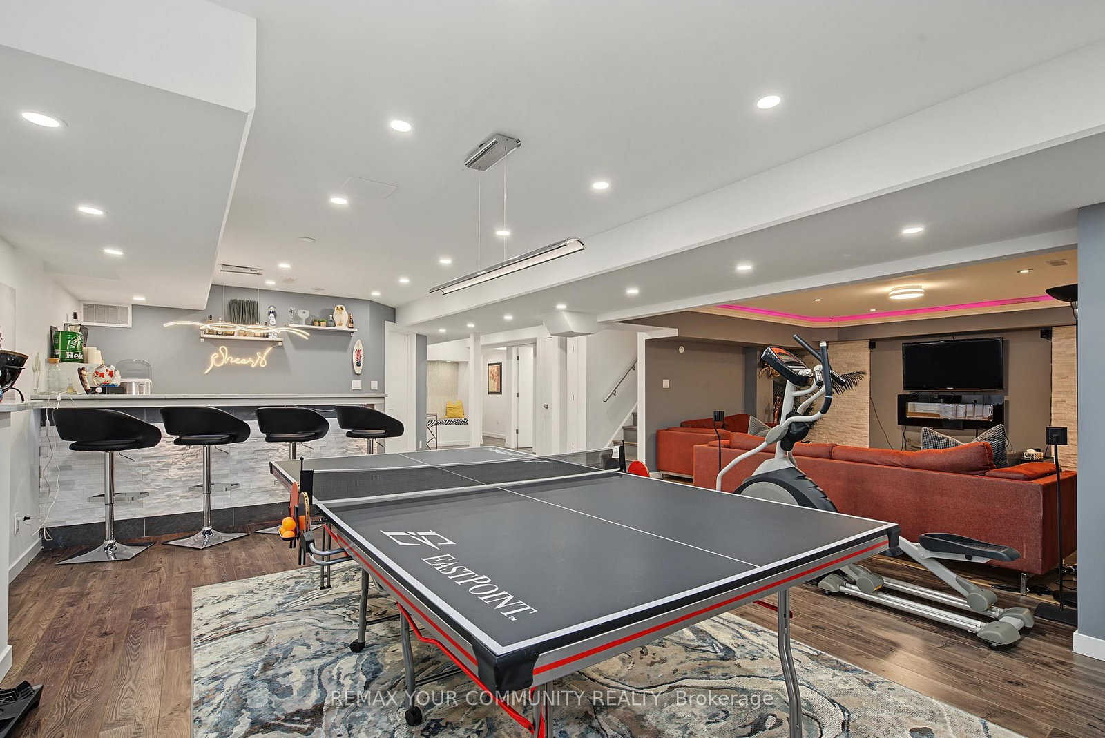 8 Yemina Gate • Vaughan, ON photo 37