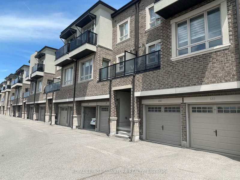 14 - 125 Kayla Crescent