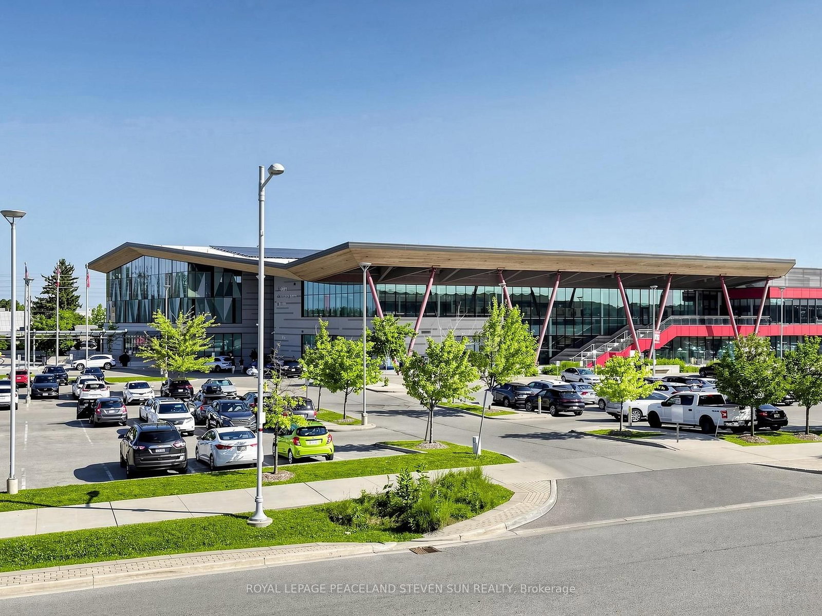 17 Mumbai Drive • Markham, ON photo 37