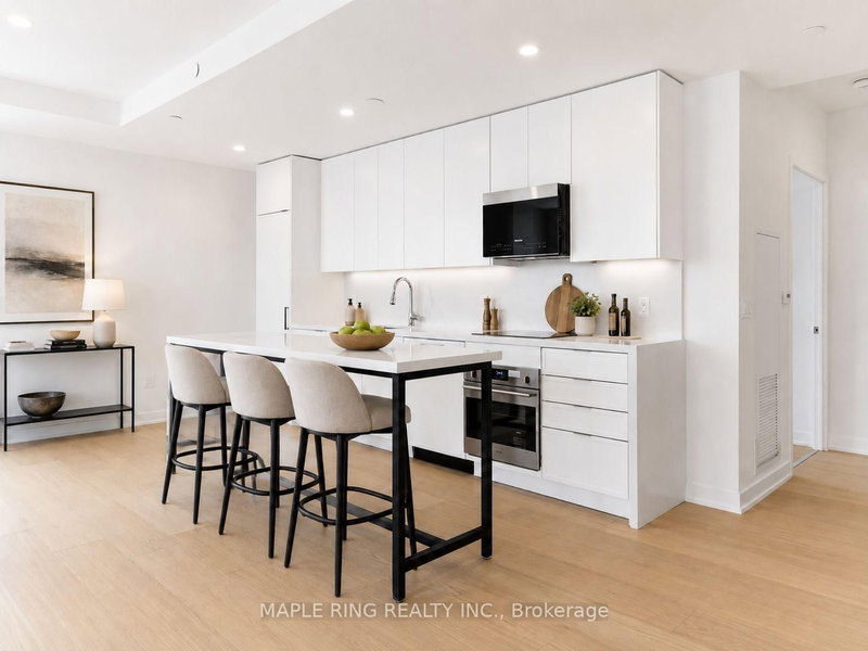 704 - 474 Caldari Road