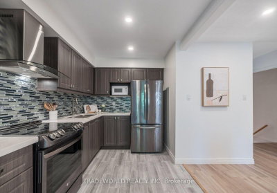 60 Camelot Way • Markham, ON photo 6