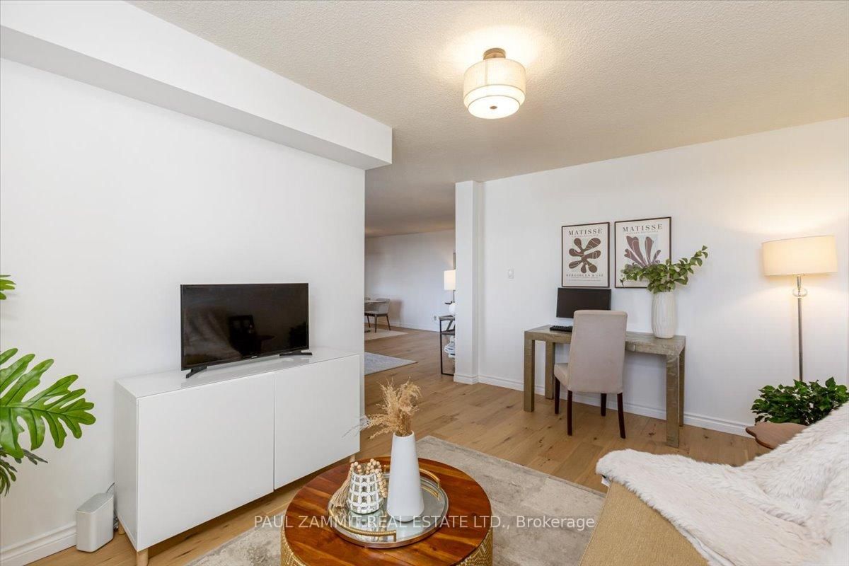 7811 Yonge Street • #701 • Markham, ON photo 14