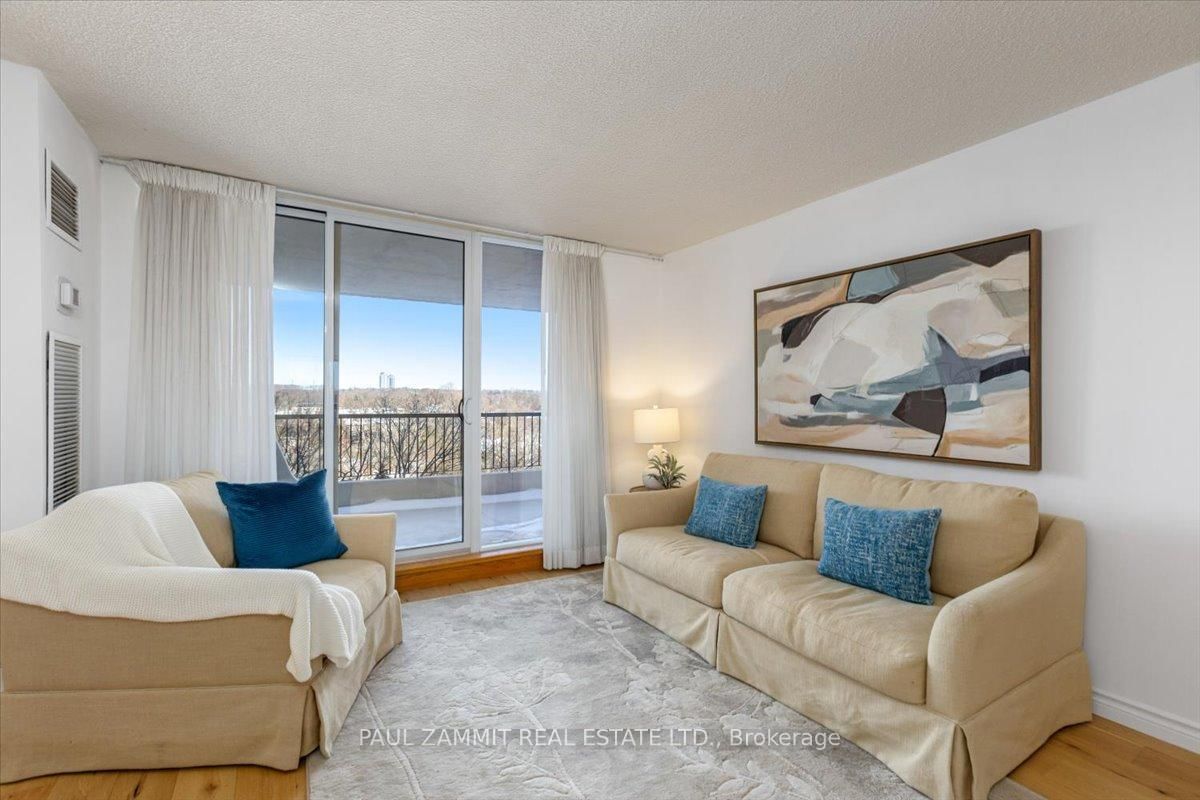 7811 Yonge Street • #701 • Markham, ON photo 9