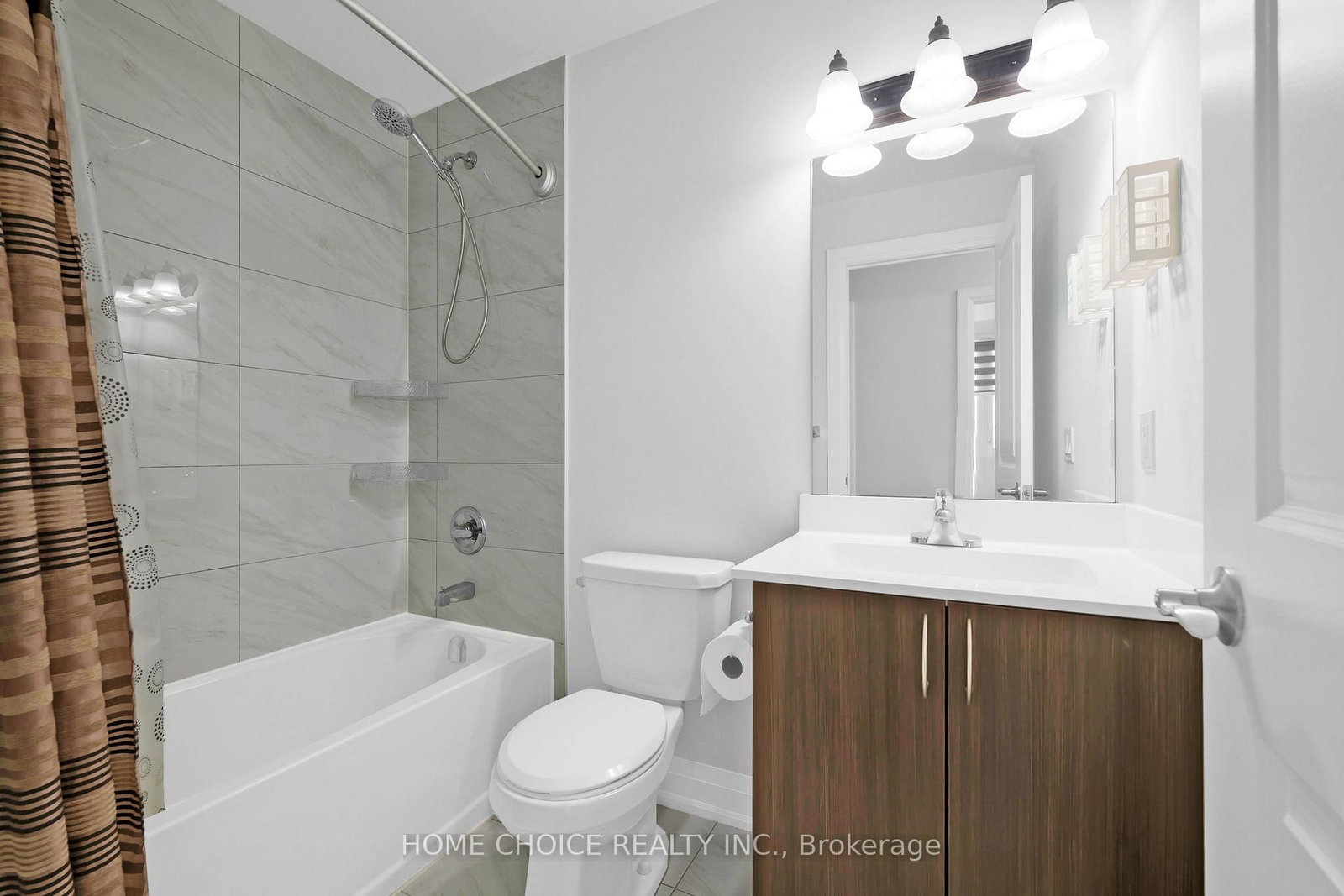 5289 Highway 7 Highway W • #D704 • Vaughan, ON photo 23