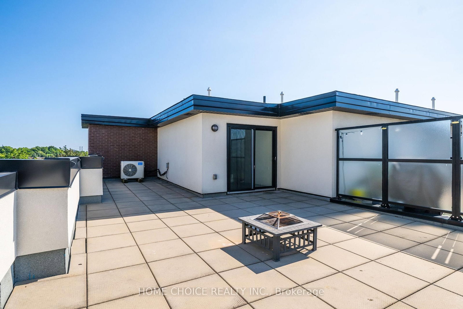 5289 Highway 7 Highway W • #D704 • Vaughan, ON photo 32