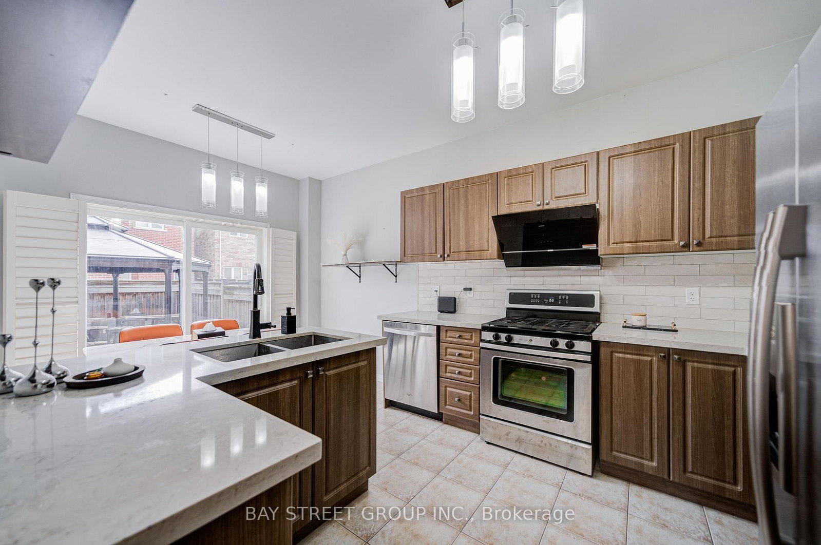 23 Horn Street • Whitchurch-Stouffville, ON photo 11