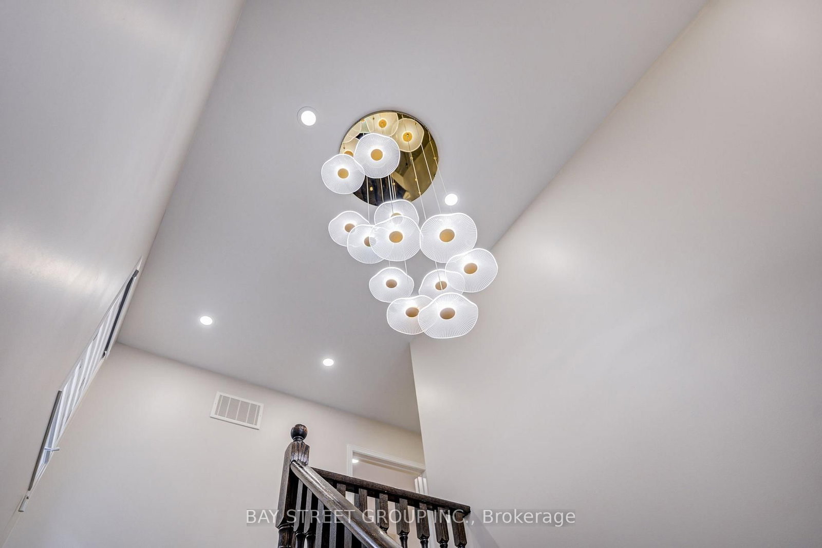 23 Horn Street • Whitchurch-Stouffville, ON photo 13