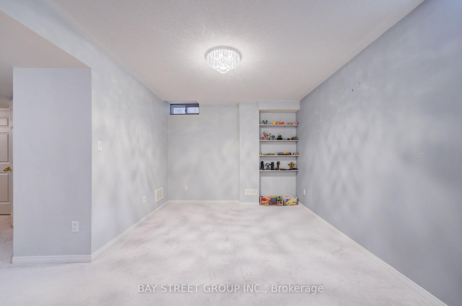 23 Horn Street • Whitchurch-Stouffville, ON photo 34