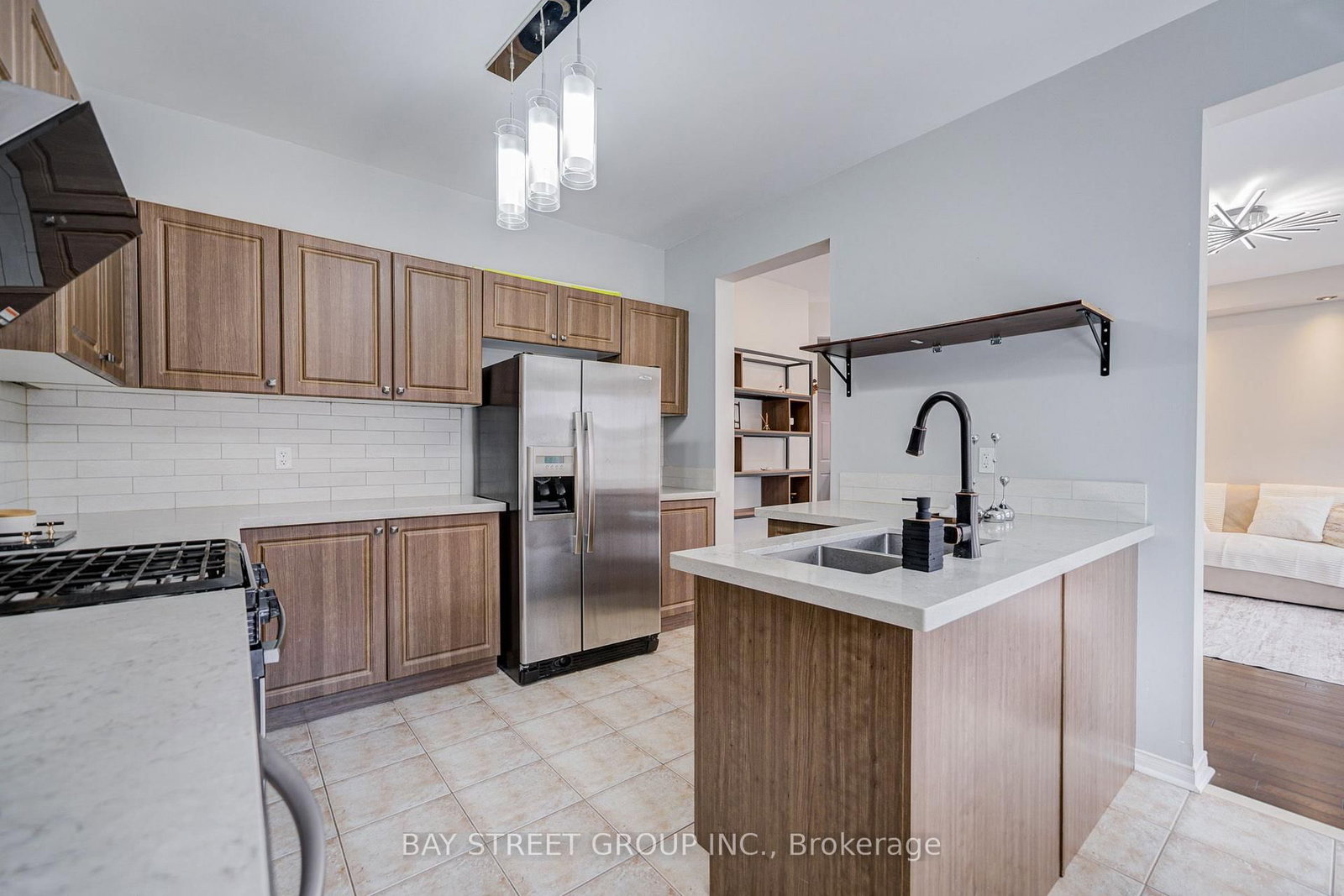 23 Horn Street • Whitchurch-Stouffville, ON photo 9