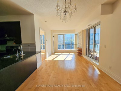 509-1 Upper Duke Crescent, Markham, ON, photo 2