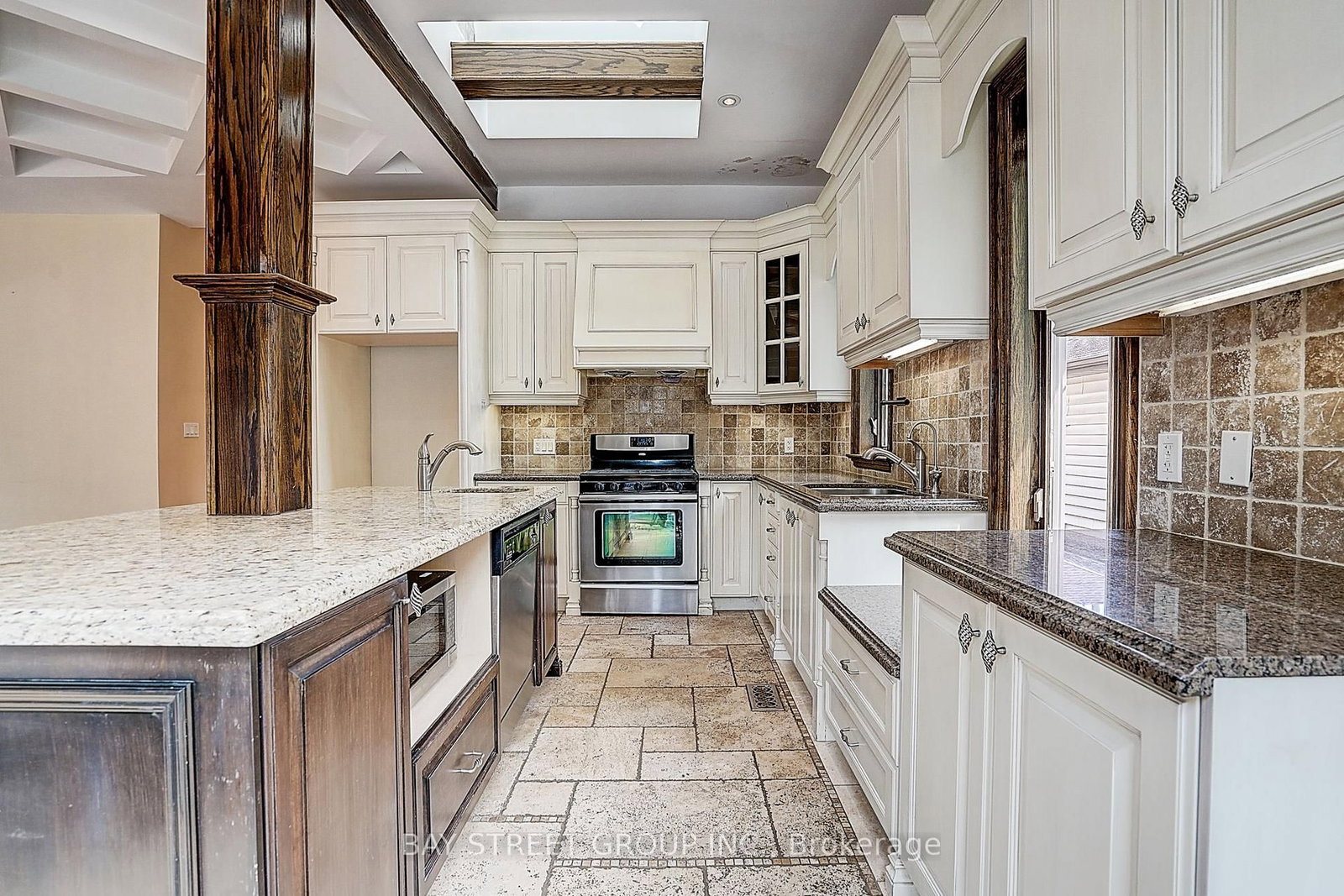 103 Lake Avenue • Richmond Hill, ON photo 14