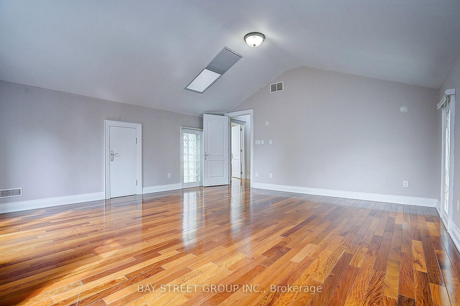 103 Lake Avenue • Richmond Hill, ON photo 25