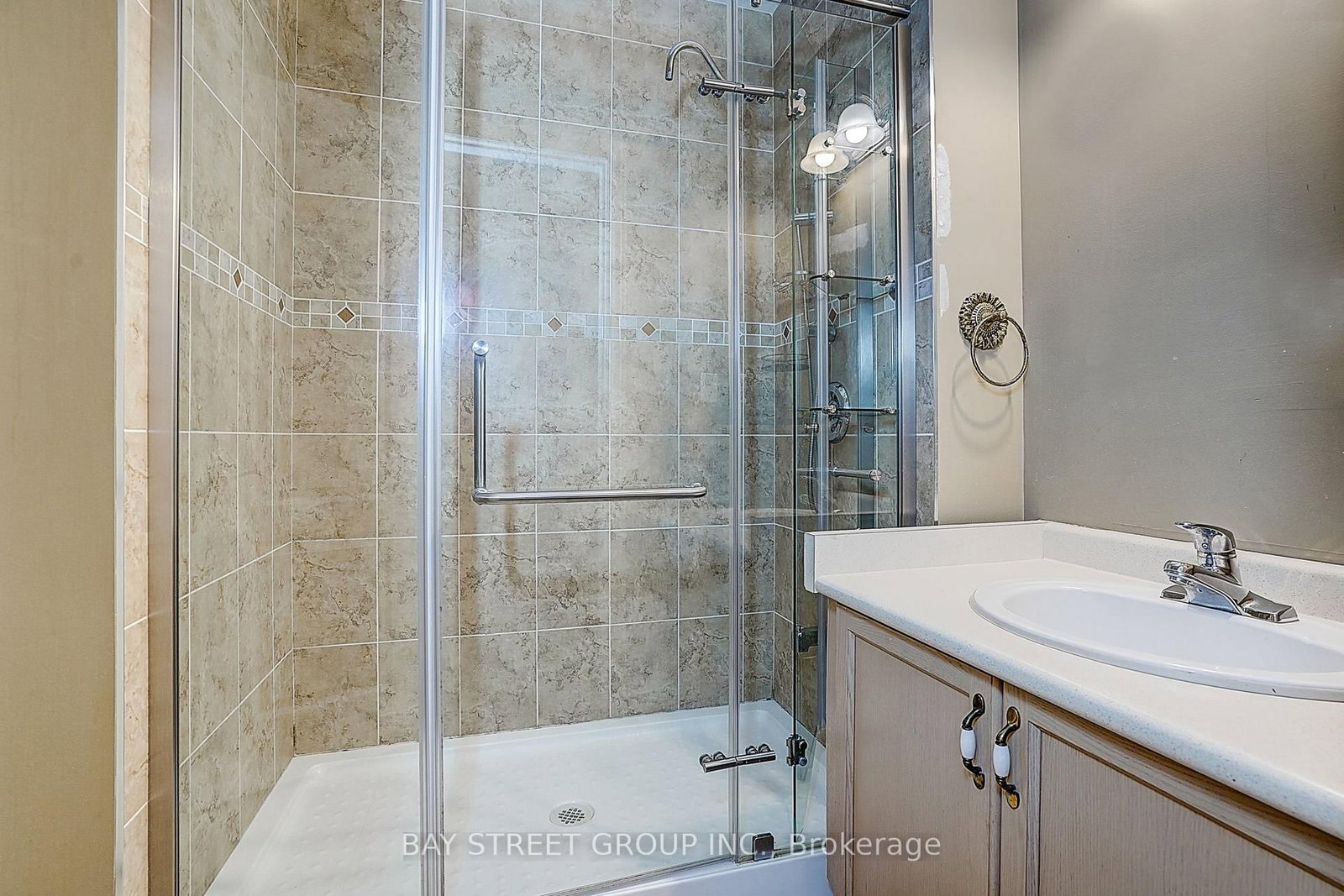 103 Lake Avenue • Richmond Hill, ON photo 42