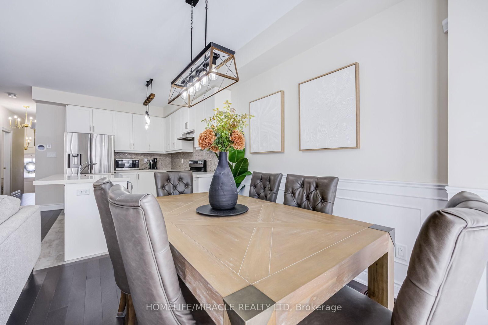 65 Lorne Thomas Place • New Tecumseth, ON photo 17