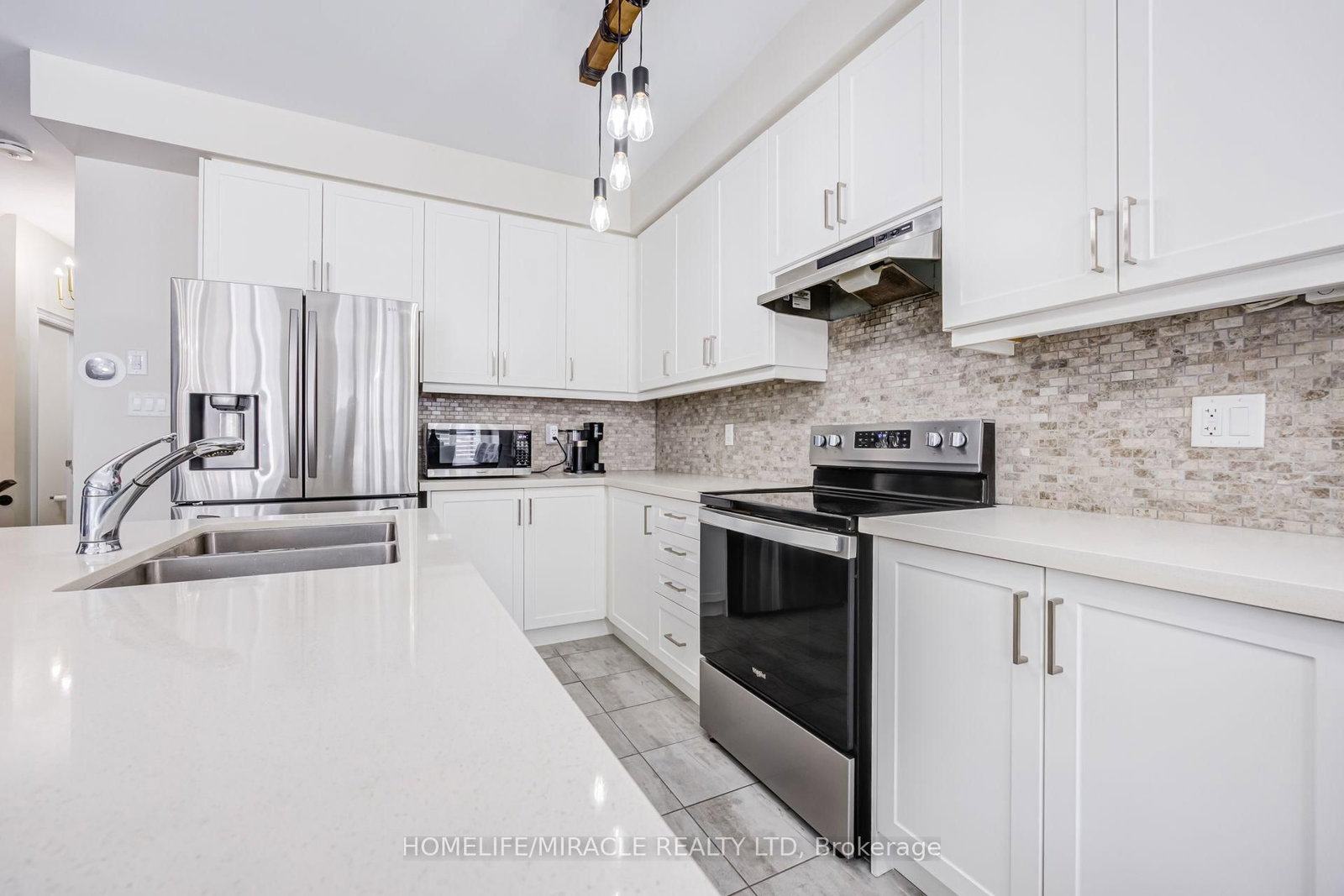65 Lorne Thomas Place • New Tecumseth, ON photo 26
