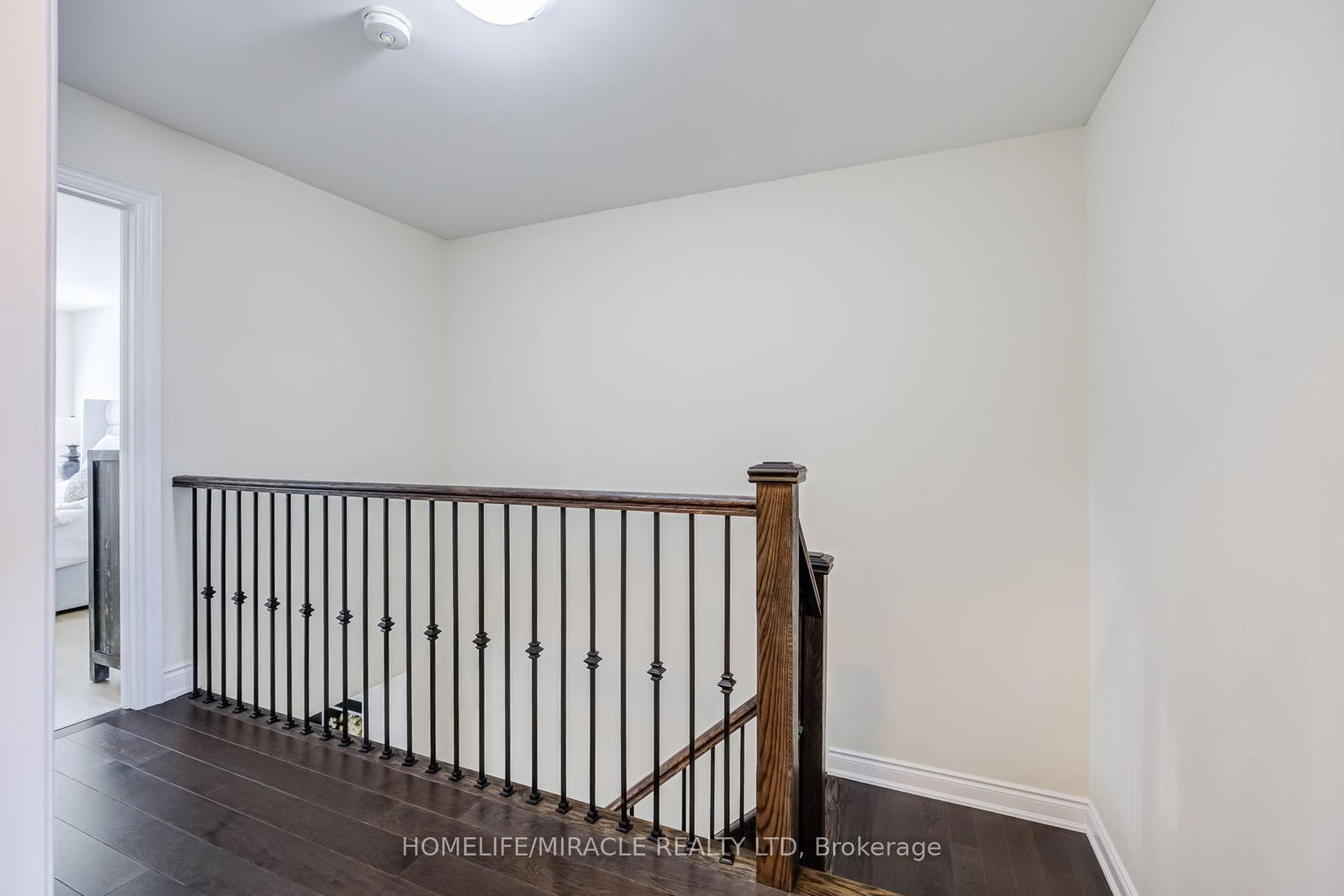 65 Lorne Thomas Place • New Tecumseth, ON photo 28