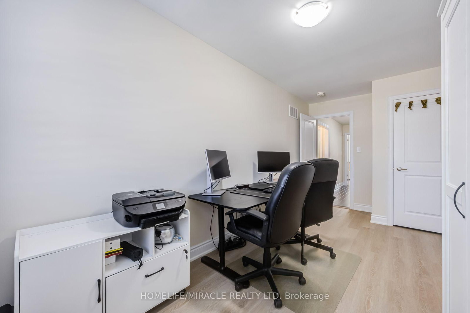 65 Lorne Thomas Place • New Tecumseth, ON photo 32