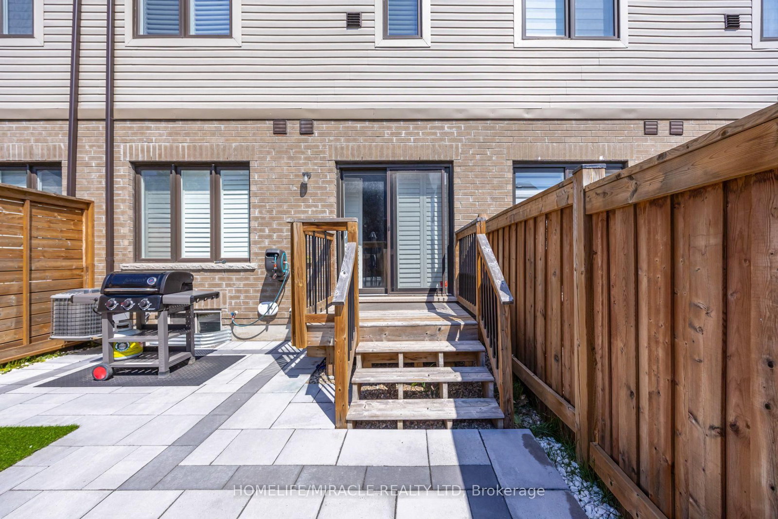 65 Lorne Thomas Place • New Tecumseth, ON photo 47