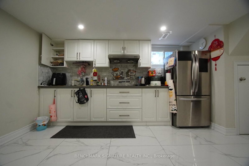 Bsmt - 220 Lucas Street