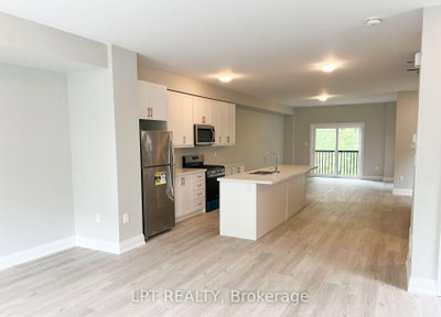 1482 Purchase Pl Place • Innisfil, ON photo 3