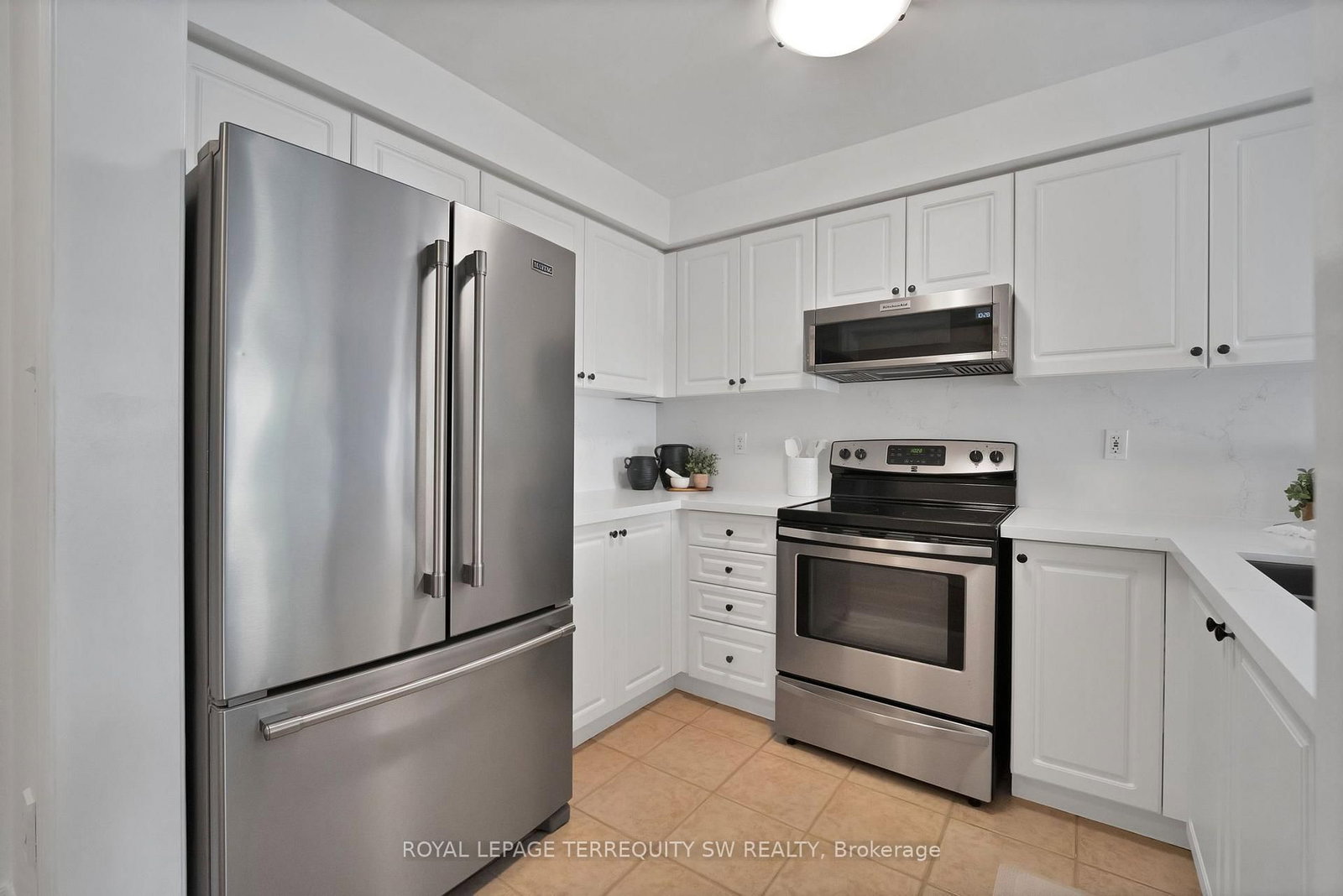 52 Goode Street • Richmond Hill, ON photo 6