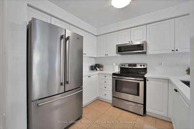52 Goode Street • Richmond Hill, ON photo 6