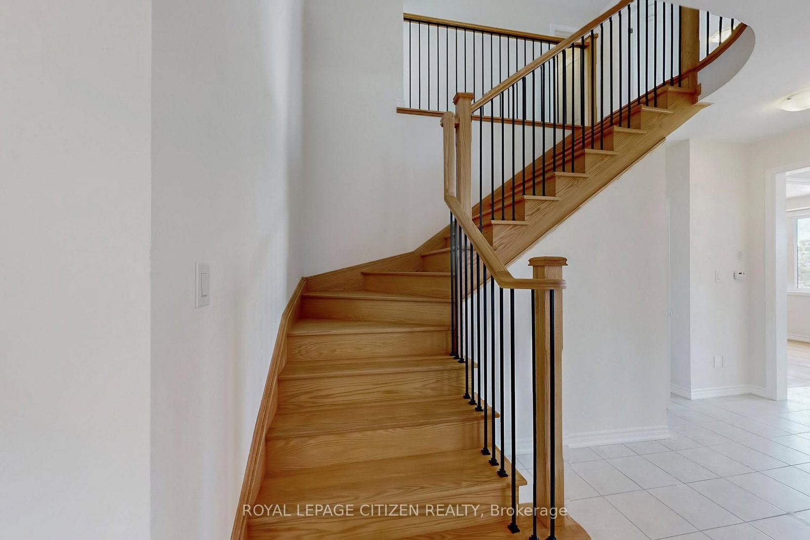 82 Lawrence D. Pridham Avenue • New Tecumseth, ON photo 20