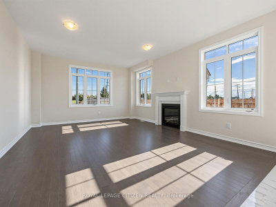 2 Lawrence D. Pridham Avenue • New Tecumseth, ON photo 5