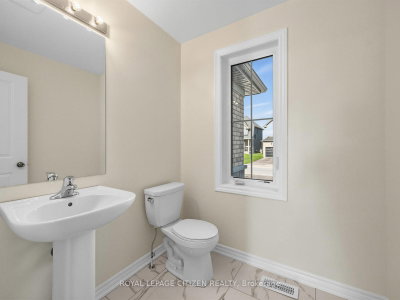 2 Lawrence D. Pridham Avenue • New Tecumseth, ON photo 9