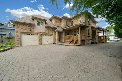 9 Pavillion Street • Markham, ON photo 4