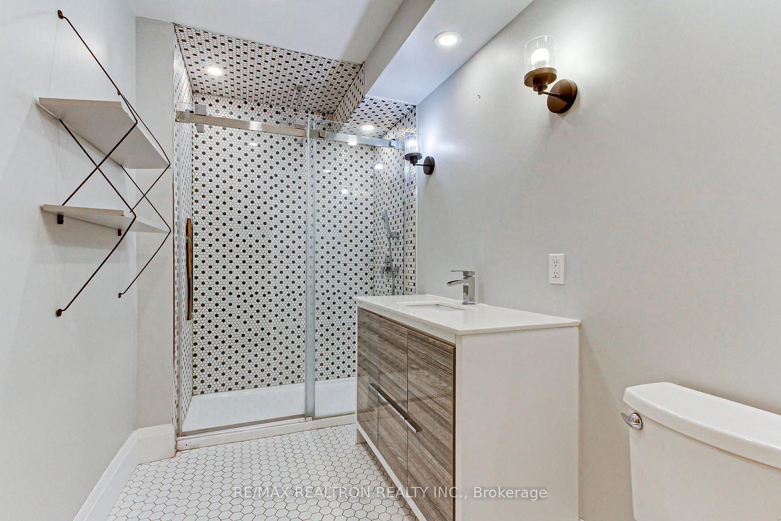 3433 Mount Albert Road • East Gwillimbury, ON photo 34