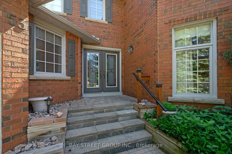 53 Strathearn Avenue