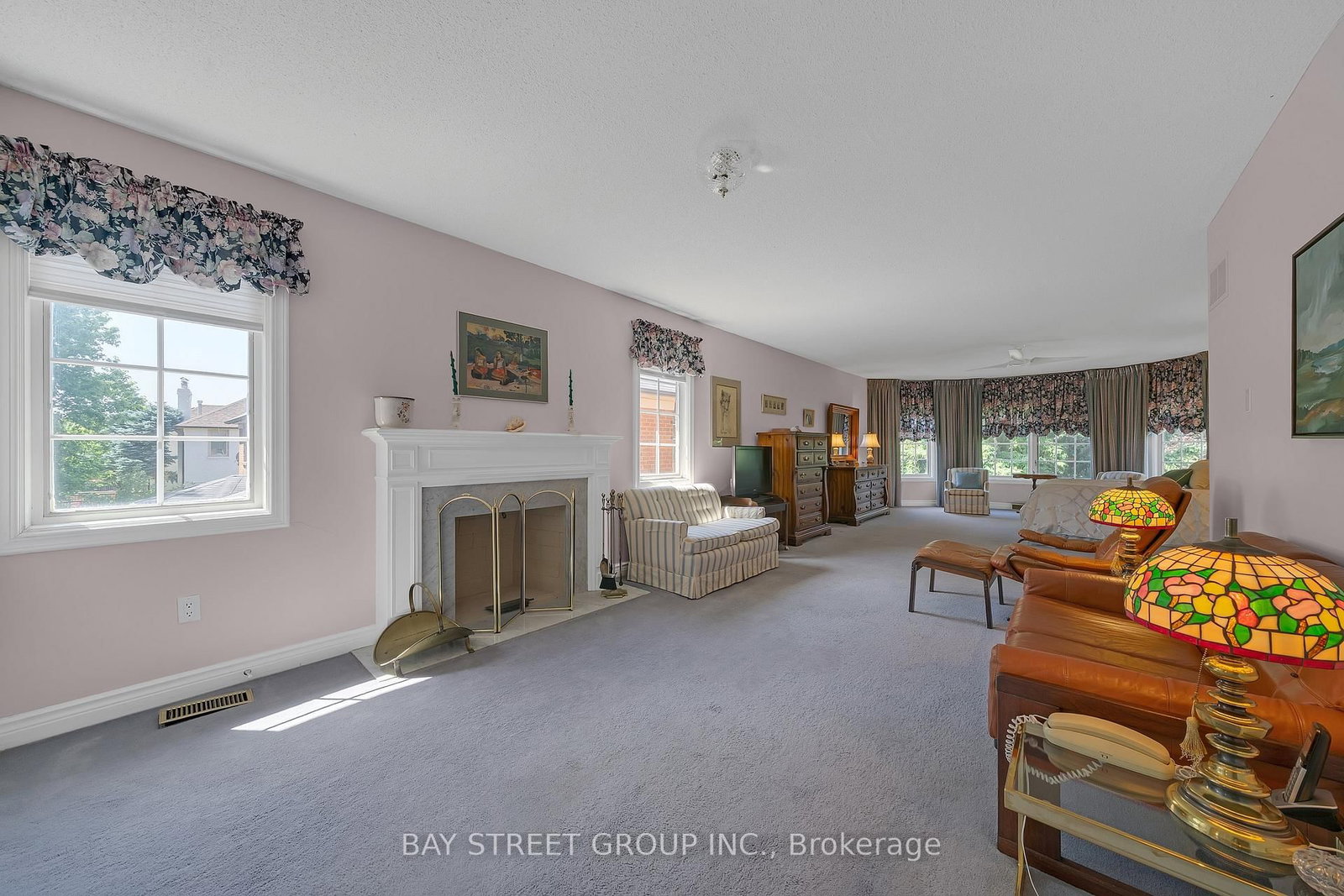 53 Strathearn Avenue • Richmond Hill, ON photo 43