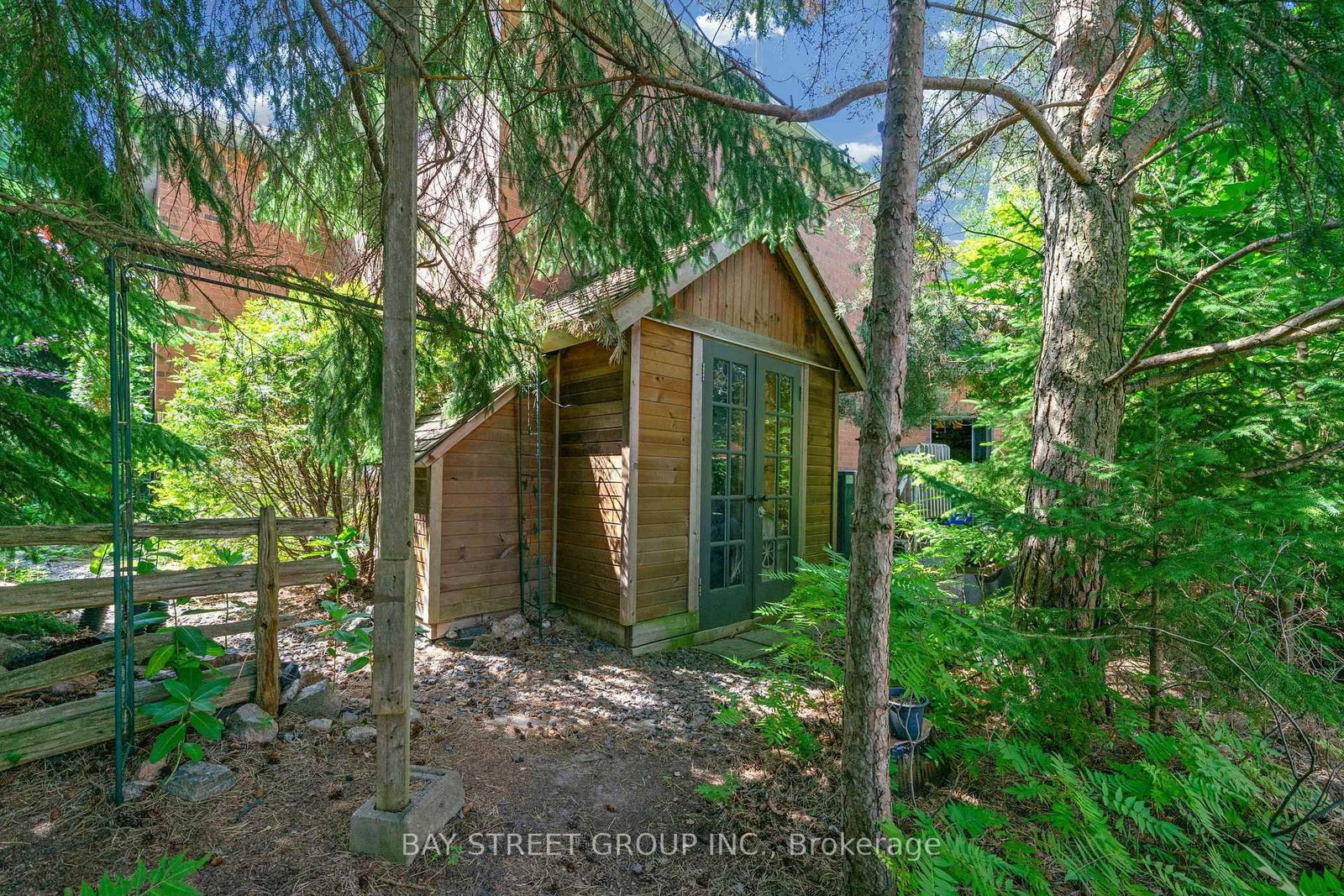 53 Strathearn Avenue • Richmond Hill, ON photo 48