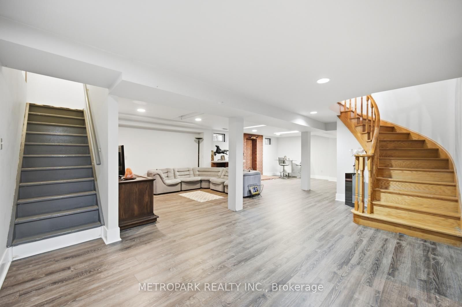 87 Belview Avenue • Vaughan, ON photo 36
