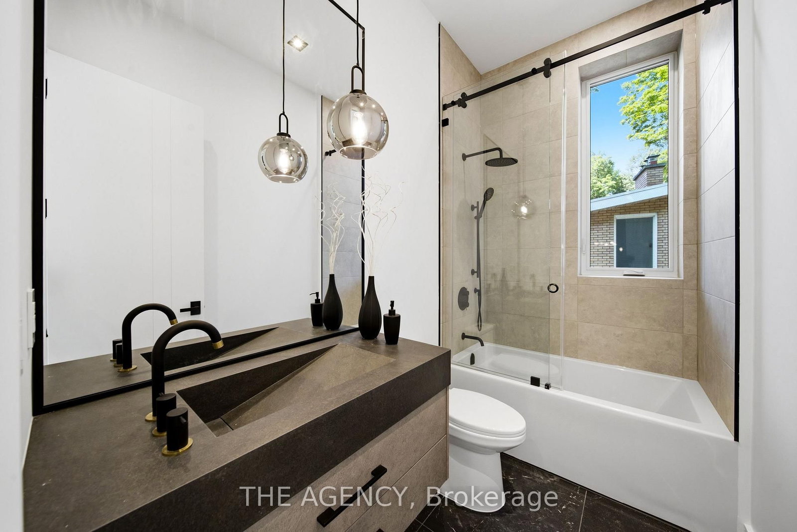 193 Beechwood Crescent • Newmarket, ON photo 16