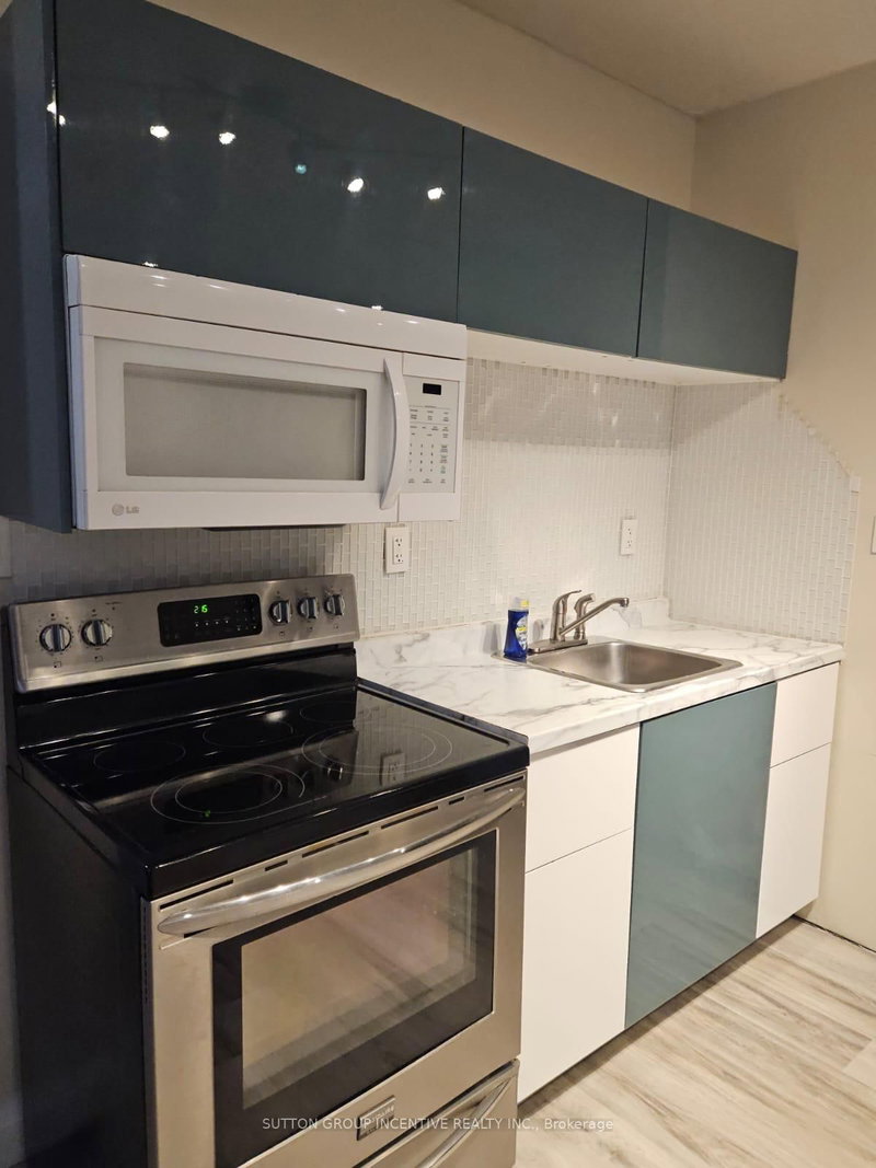UNIT 2 - 2091 25th Side Road