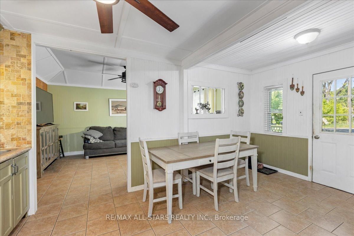 1061 2nd Line • Innisfil, ON photo 11