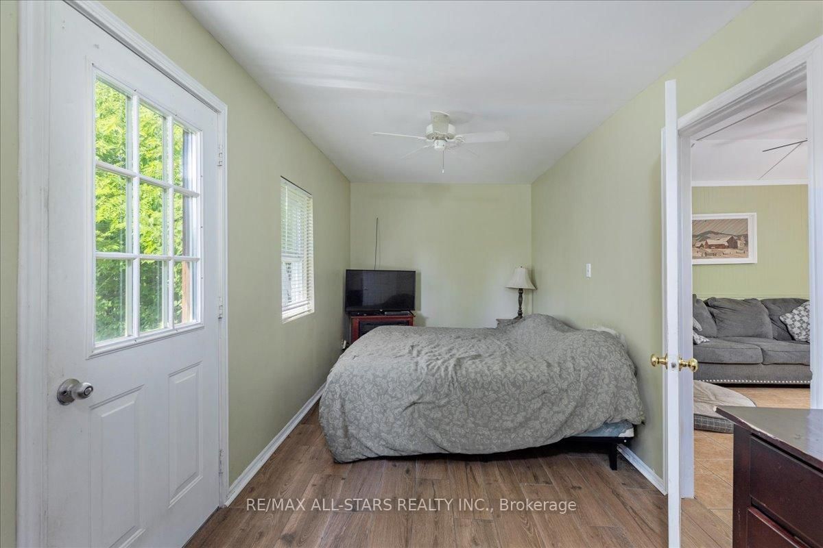 1061 2nd Line • Innisfil, ON photo 15