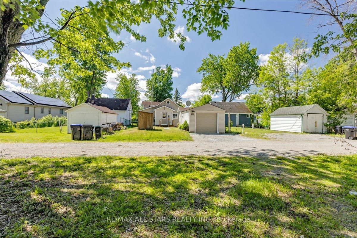 1061 2nd Line • Innisfil, ON photo 22