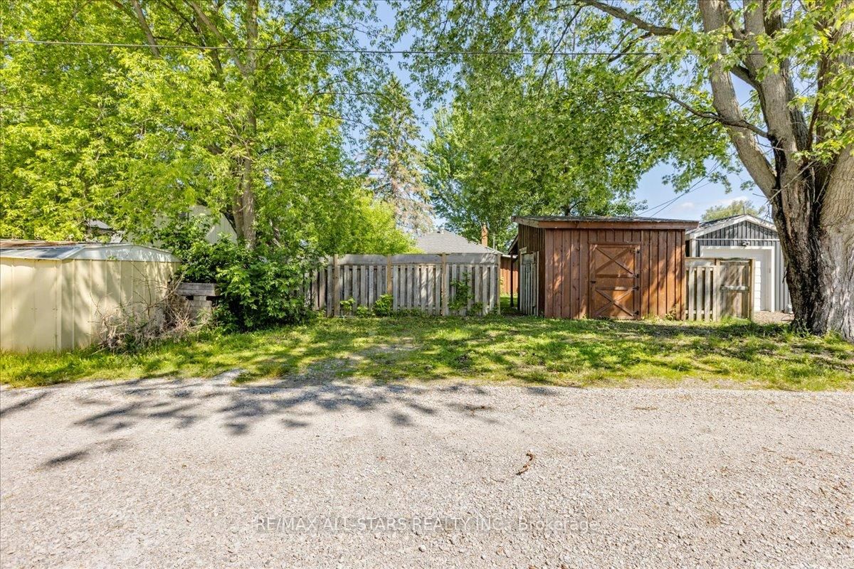 1061 2nd Line • Innisfil, ON photo 23