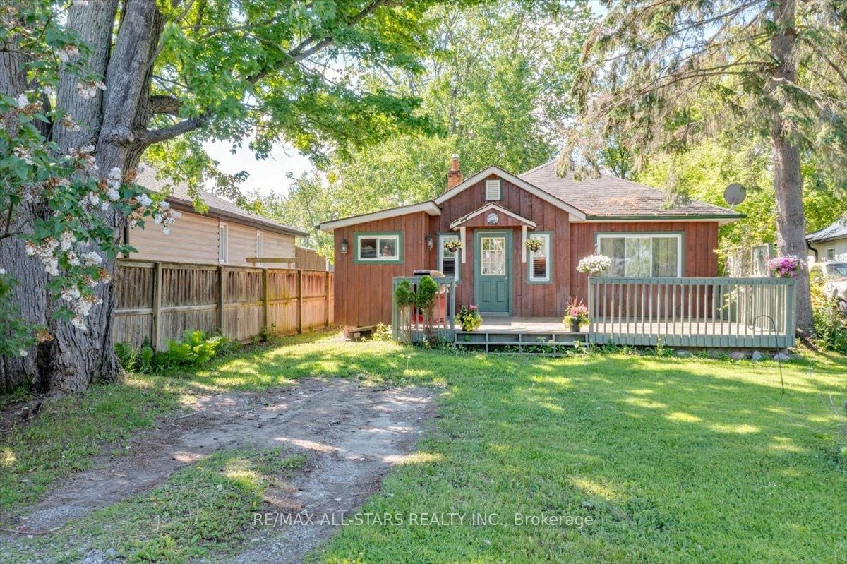 1061 2nd Line • Innisfil, ON photo 5