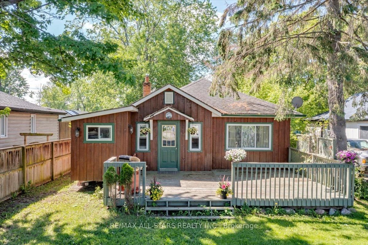 1061 2nd Line • Innisfil, ON photo 6