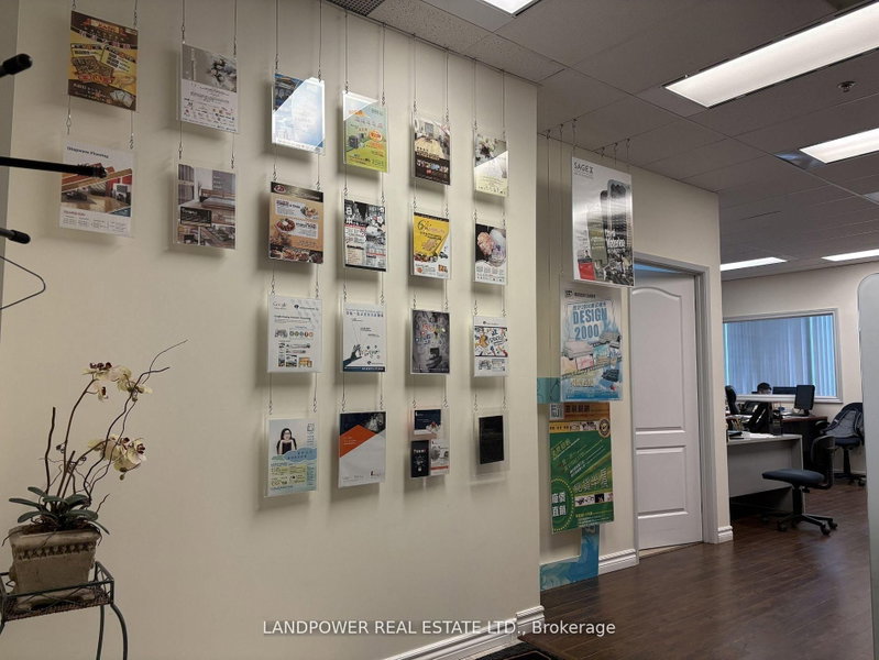 3601 Highway 7 E photo 2