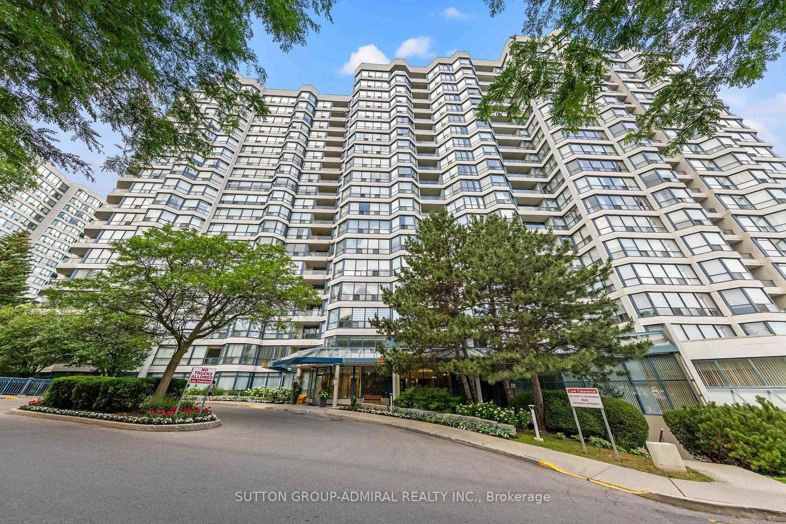 7300 Yonge Street • #1801 • Vaughan, ON photo 3