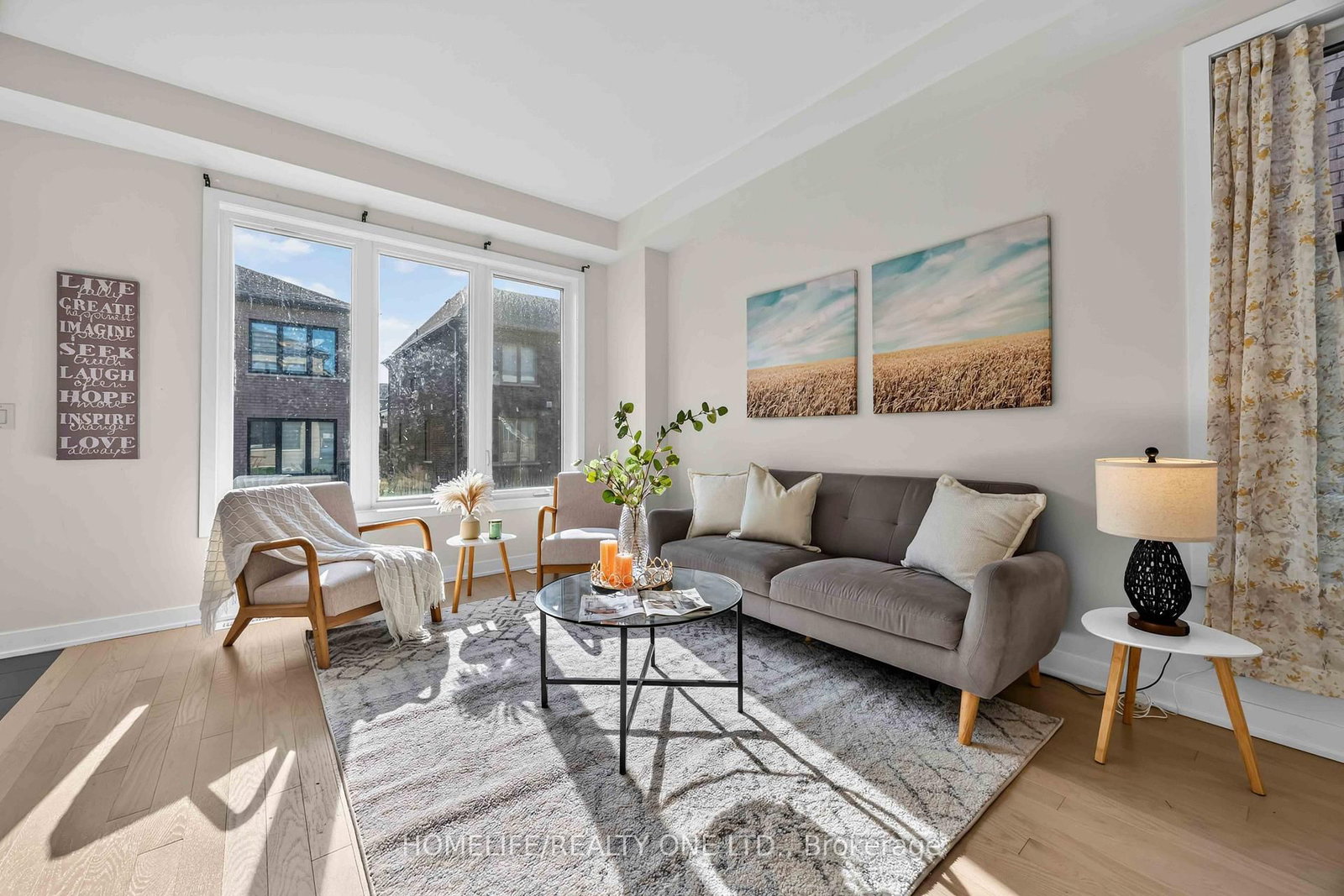 10 Harvey Bunker Crescent • Markham, ON photo 9
