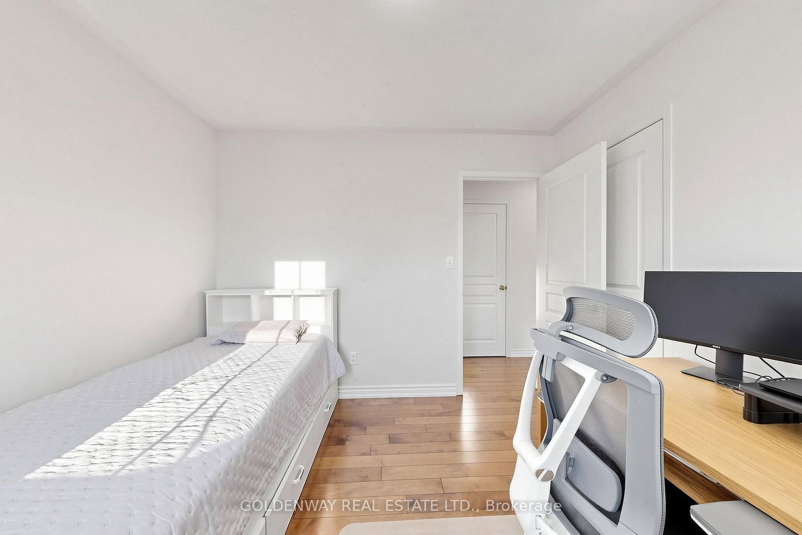 2200 Bur Oak Avenue • Markham, ON photo 22